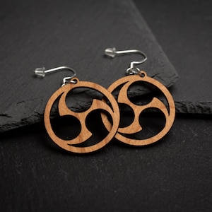 Earrings – Mitsudomoe