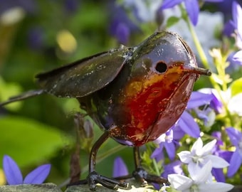 Hand Crafted Recycled Metal Robin. Metal Garden Outdoor Sculpture. Ornament. Robins AC-R1