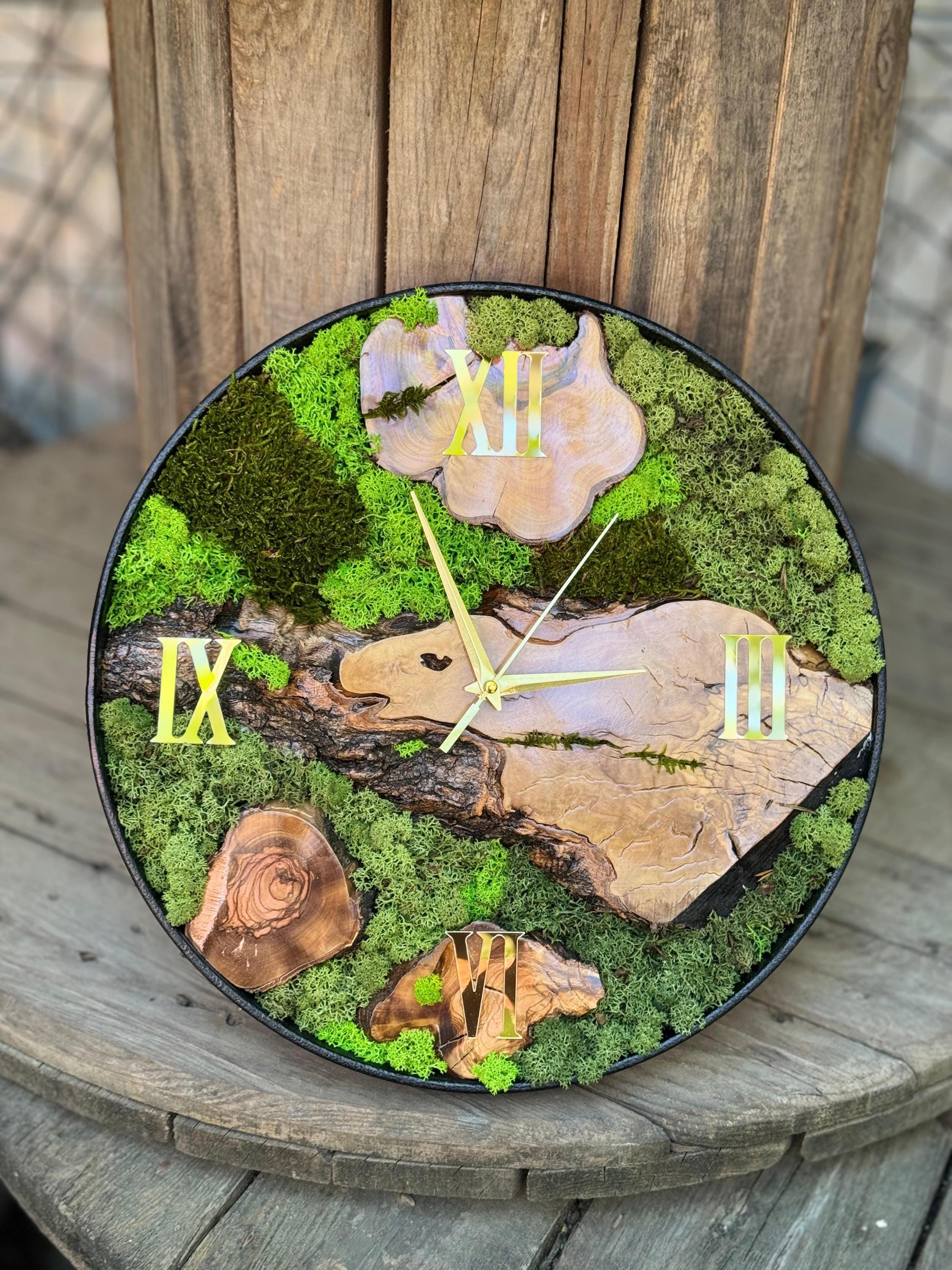 Reloj de pared de madera de olivo y musgo personalizado, reloj de pared de metal y madera de olivo con musgo colorido, reloj de pared de madera de olivo, musgo estabilizado preservado,
