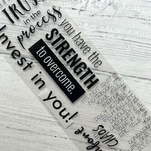 Scribble Saga PET Tape: nastro PET con scritte in bianco e nero, materiali per il bricolage e materiale effimero