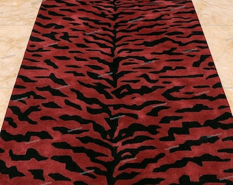 Maroon and Black Tiger Stripe Wool Rug: Hand-tufted Modern Abstract ...