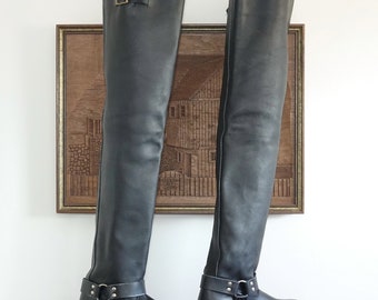 size 10 Usa (43 Eu) very tall biker style man boots in heavy cow leather one piece