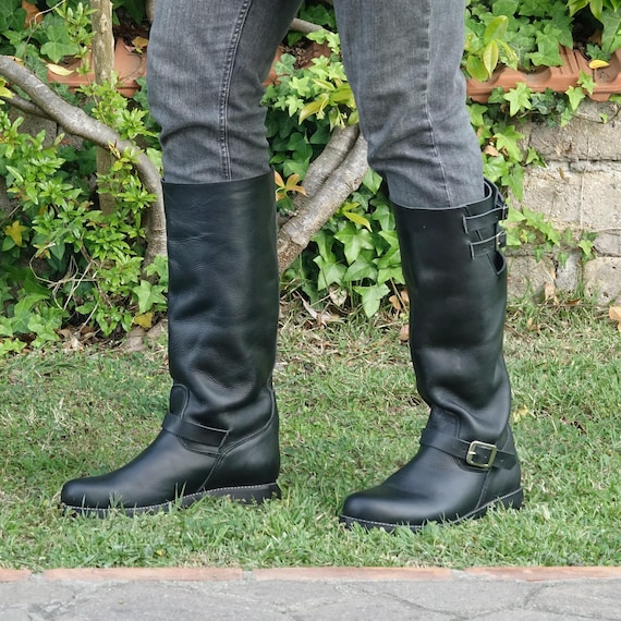 Handmade Black Leather Biker Boots for Men With Vibram Style  display picture 3