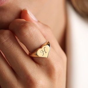 Personalized Heart Signet Ring Heart Ring Engraved Ring Gold Heart Ring Minimal Stacking Ring Dainty Handmade Ring Trendy Gift for Her
