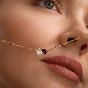 Collar de piedras preciosas "Toi et Moi", collar con piedras de nacimiento de corte esmeralda y pera, regalos personalizados para madres, regalo de joyería con piedras de nacimiento, regalo de Navidad