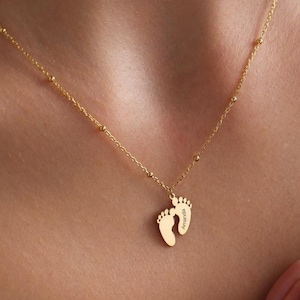 Personalized Baby Footprint Mom Necklace, Push Presents for New Mom, Baby Footprints Necklace,Christmas Gifts for Mom, First Time Mom Gift