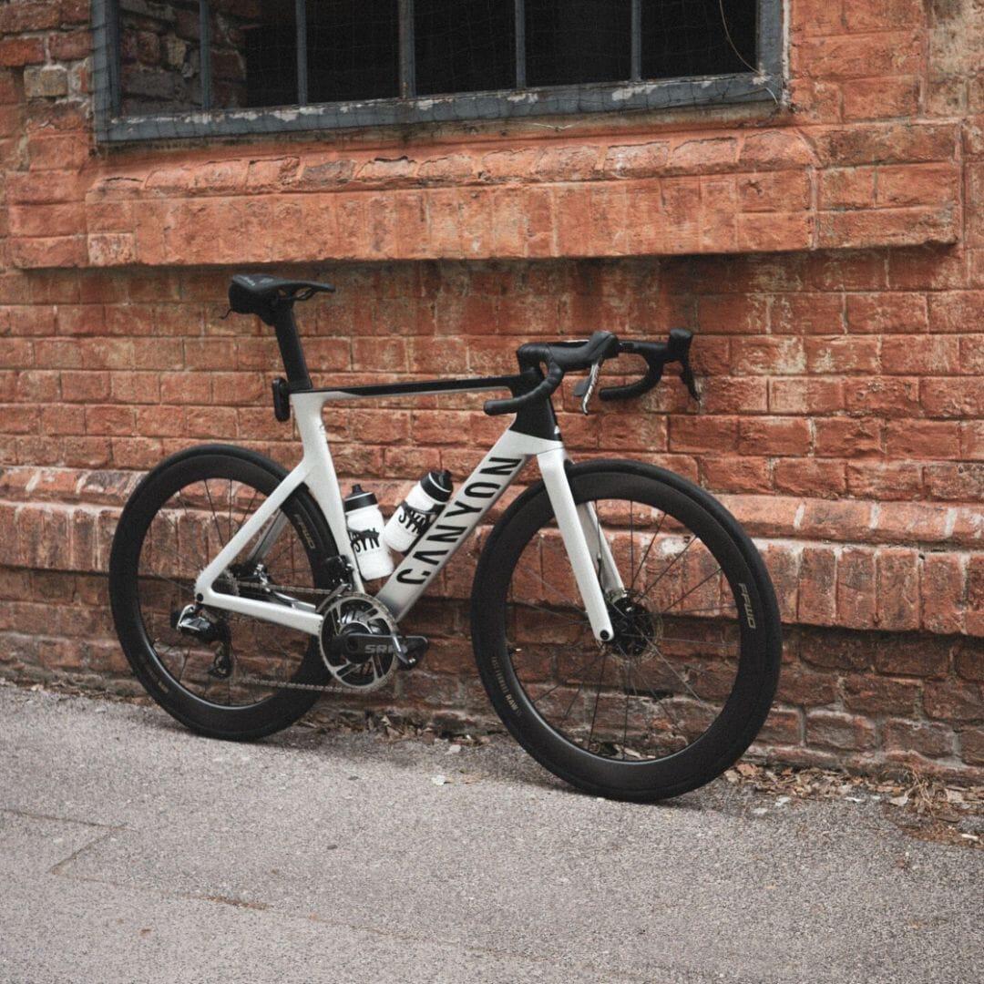 Support Radar Bryton Gardia R300L Pour Tige De Selle Canyon Aeroad SP0078/SP0077