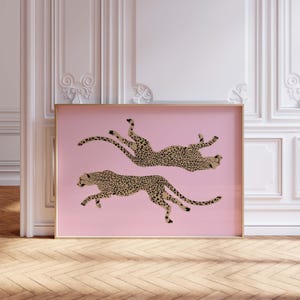 Rosa gepardtryck, leopard digital nedladdning estetisk retro väggkonst, studentrumsdekor, djungeldjur, trendig dopamindekor, boho väggkonst