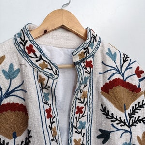 Nieuwe trending handgemaakte suzani geborduurde tnt jas dameskleding cadeau voor haar afbeelding 4