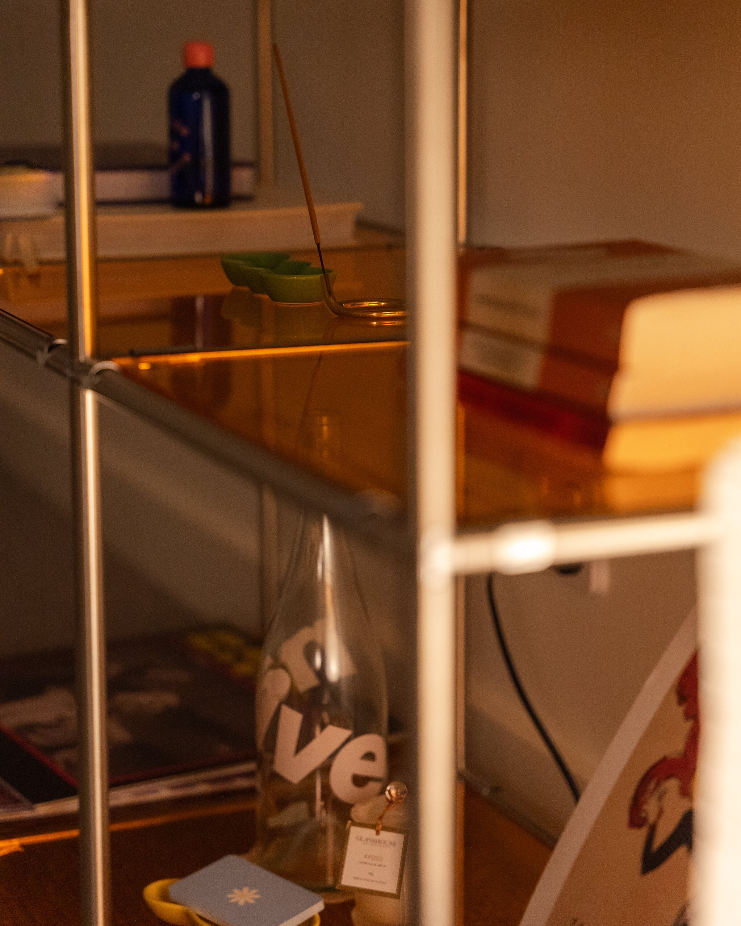 Mugu Mid-century 3-tier Shelving Unit: Modern Modular Mugu Mid-century 3-tier Shelving Unit: Modern Modular