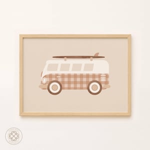 Póster imprimible de furgoneta camper de cuadros vichy, pósteres de vehículos rojos para niños, láminas de surfistas para niños, lámina artística de furgoneta de los años 70, póster imprimible de autobús vintage