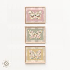 Floral Cottage Schmetterlinge 3-teiliges Kunst-Set für kleine Mädchen-Zimmer, 3-teiliges Wand-Kunst-Set für Mädchen-Kinderzimmer, Mädchen-Gingham-Poster