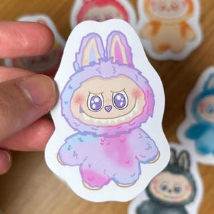 Labubu Big Into Energy-vinylsticker | Pop Mart The Monsters – schattige handgemaakte sticker voor laptop, telefoon, Kindle, tijdschriften, bidon