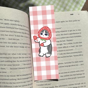 Strawberry Mofusand Cat Bookmark – Handmade Coquette Kitty Reading Tracker | Cute Berry Book Accessory & Aesthetic Stationery for Readers