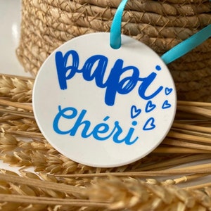 “Papi Chéri” medallion, Pregnancy announcement to future grandparents, grandpa’s day