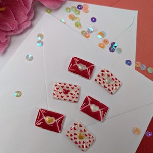 Pendientes de sobre de San Valentín - Pendientes de cerámica - Pendientes de San Valentín hechos a mano - Pendientes bonitos - Pendientes de carta de amor rosa - Regalo de San Valentín