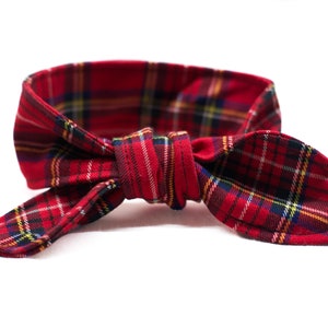 Hundehalstuch Weihnachten rot kariert, Schleife Style, Elegante Fliege Perfektes Geburtstags Accessoire, Schottenkaro Krawatte