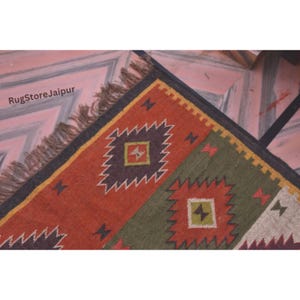 Handwoven Wool Jute Kilim Rug: Traditional Indian Design