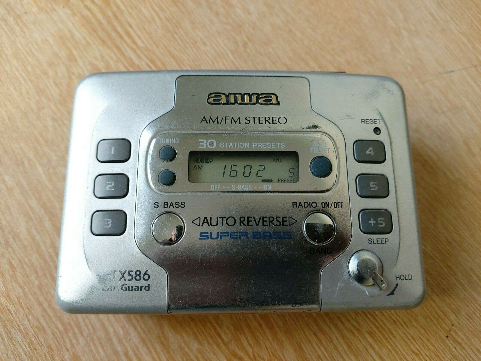 AIWA HS-TX586 īƮ  FM |  ũ