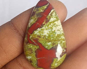 33 Cts. Dragon's Blood Jasper Stone Palm Stone, Dragon's Blood Oval Palm Stone, silver pendalt & ring Dragon Blood Jasper - Epidote Crystal