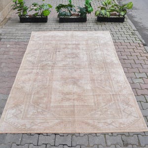 Beige Handmade Turkish Rug, Neutral Vintage Rug, Faded Oushak Rug, Area Rug 6x10, Farmhouse Decor, Turkish Rug, Bedroom Rug