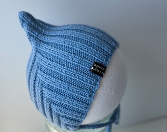 Newborn Knit Baby Handmade Cute Warm Beanie Hats For the Little Ones Baby Shower Baby Gift Idea Baby Boy Girl Beanies with Ties Triangle Hat