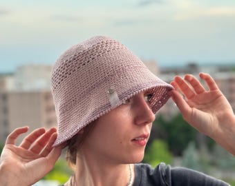Handmade Crochet Set – Light Pink Cotton & Lurex Bucket Hat and Mesh Shrug – Summer Matching Outfit – Soft Shimmer Set – Boho Festival Style