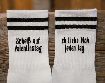 Individuelle und besondere Valentinstags-Socken