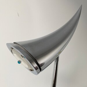 The horn-shaped "Ara" table lamp by Philippe Starck for Flos | vintage unique icon design