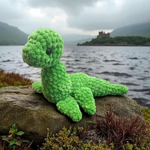 Monster von Loch Ness (Nessie) Amigurumi häkeln Plüsch - Cozy Cryptid Co