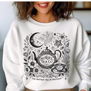 Suriel Tea Co png, Fantasy-Buch png, Acotar Drachen Kunst, Bücherwurm png, Buchliebhaber Shirt, Buch png, Buchliebhaber Geschenk, Booktok png