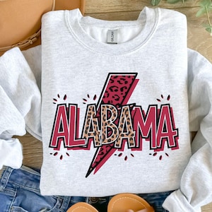 Alabama Football PNG für Sublimation, Leopardenmuster Alabama PNG Design, College Football Shirt PNG, Distressed PNG, Football Mom Png