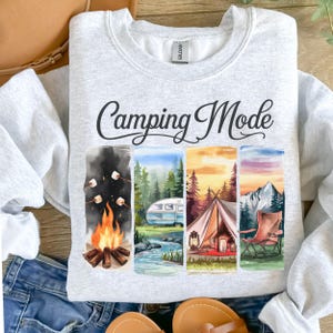 Mode camping PNG, PNG été rétro, aventure en famille, plein air, conception de chemise de camping, conception de sublimation png de camping vintage, coup de pinceau.