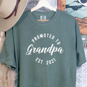 Promoted to Grandpa Shirt,New Grandpa Shirt,Grandpa Established 2025 2026 Gender Reveal Tee,Gift For Grandpa,Pregnancy Reveal Gift Grandpa
