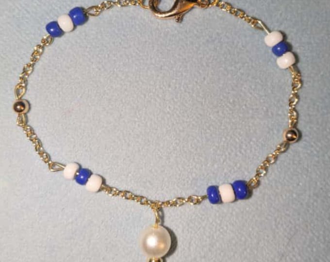 Navy girly pearl Bracelet