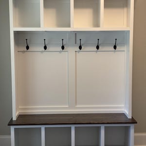 Halltree, Mudroom locker, Drop zone
