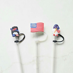 Straw Topper Tumbler USA Flag America Straw Cover Red White Blue Straw Charm Patriotic Accessory Stanley 4th July Topper God Bless America