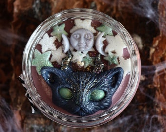 Cat's Mystery Soy Candle – Lilac Candle with Sage & Rose Scent – Witchy Cat and Moon Design – Magical Gift Set – Unique Soy Wax Candle