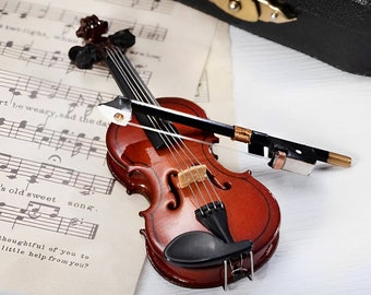 Modelo de violín en miniatura con nombre grabado personalizado, violín funcional diminuto con estuche a juego, violín para muñeca, adorno para músico/violinista.