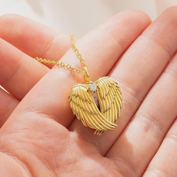 Tcairzl Personalized Openable Book Necklace Customized Engraved Hidden