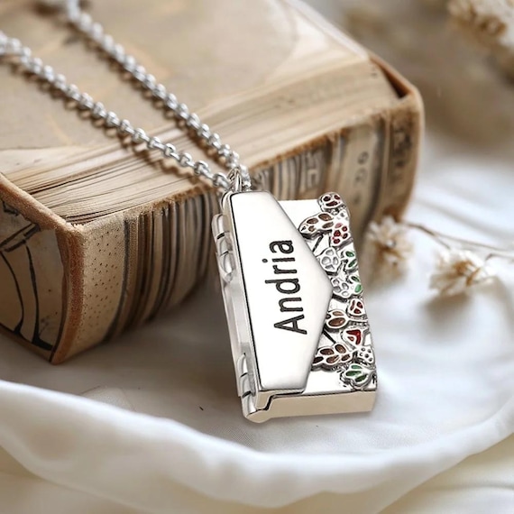 Busta Collana con medaglione Collane a catena Lettera d'amore incisa Messaggio nascosto Collana con medaglione con ciondolo Amicizia Amante Gioielli Regalo  36