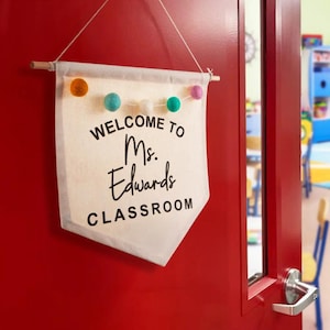 Boho Teacher Door/Wall Hanger with Custom Name, Canvas Classroom Welcome Sign with Colourful Felt Balls, Gift for Teacher/Classroom Decor