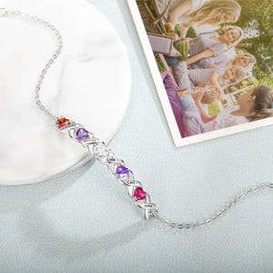 Custom Birthstone Bracelet with 2-7 Hearts & Engraved Names, Family Jewelry Gift for Mom, Wife, Sister – Mother&#39;s Day Personalized Gift