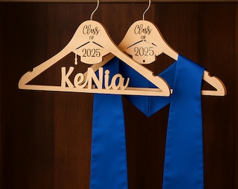 Custom Graduation Hanger for Class of 2025, Personalized Name & Year Wooden Gown Hanger + Stole Display, Perfect Gift for Graduates