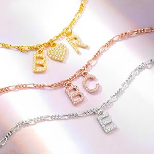 Tobillera con iniciales personalizadas en plata de ley chapada en oro de 18 k, oro rosa o plata, tobillera brillante con dije de letra, regalo para novia