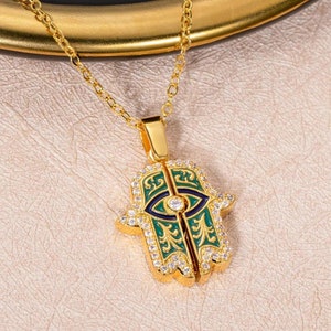 Custom Initial Engraved Gold Hamsa Necklace, Personalized Hand of Fatima Pendant, Evil Eye/Protection Jewelry, Opening Palm Hamsa Necklace