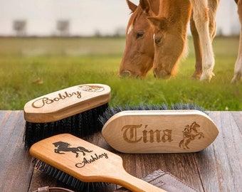 Spazzola Per Corpo Cavallo Patriot Ropes – Manico In Legno – Toelettatura Equina