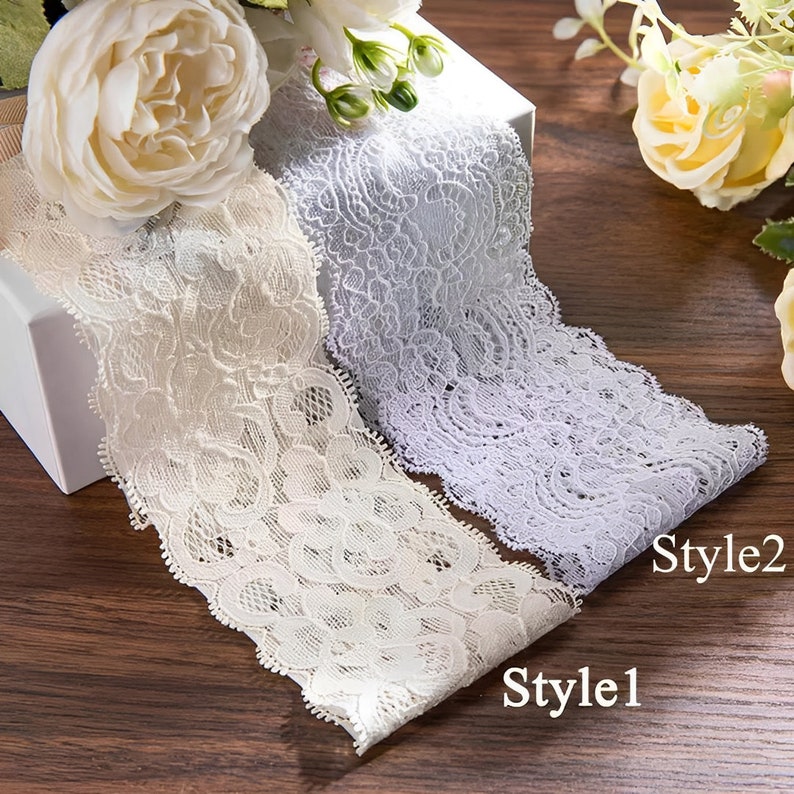 Jarretière de mariage en dentelle brodée personnalisée, jarretière pour mariage avec prénom brodé, lingerie de mariage personnalisée, idées de mariage amusantes image 5