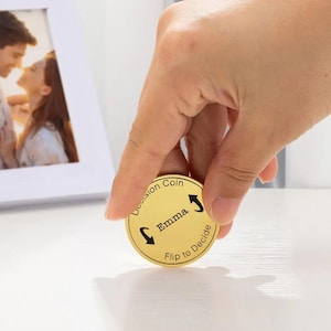 Personalisierte &#39;Flip to Decide&#39; Münze, Entscheidungsmünze, individuell gravierte Entscheidungsmünze, Paare Flip Münze, originelles Geschenk für Paar / JustMarried
