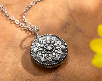 Collana con ciondolo girasole personalizzato, regalo di gioielli in stile vintage, ciondolo personalizzato con foto, ricordo floreale per lei, gioielli con foto